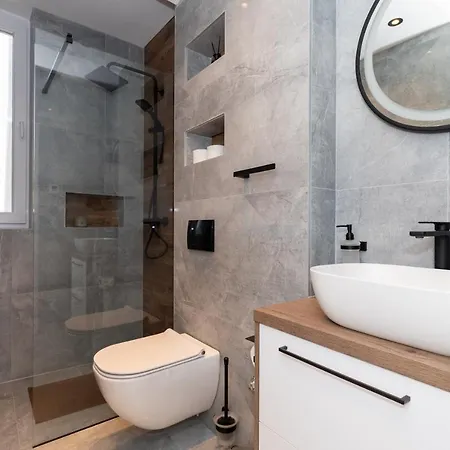 Terra Medius Apartment *